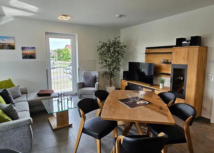 Park-apartment Scharmuetzelsee 10 *