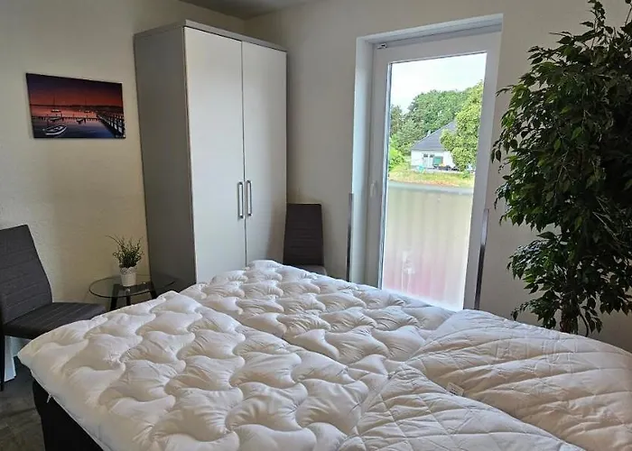 Park-apartment Scharmuetzelsee 10 アパート ヴェンディッシュ・リーツ